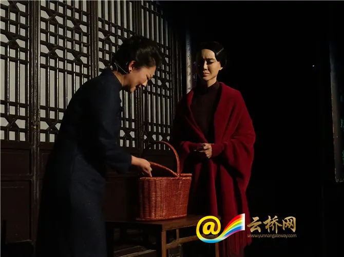 疯狂伦交550篇合集小说剧照2